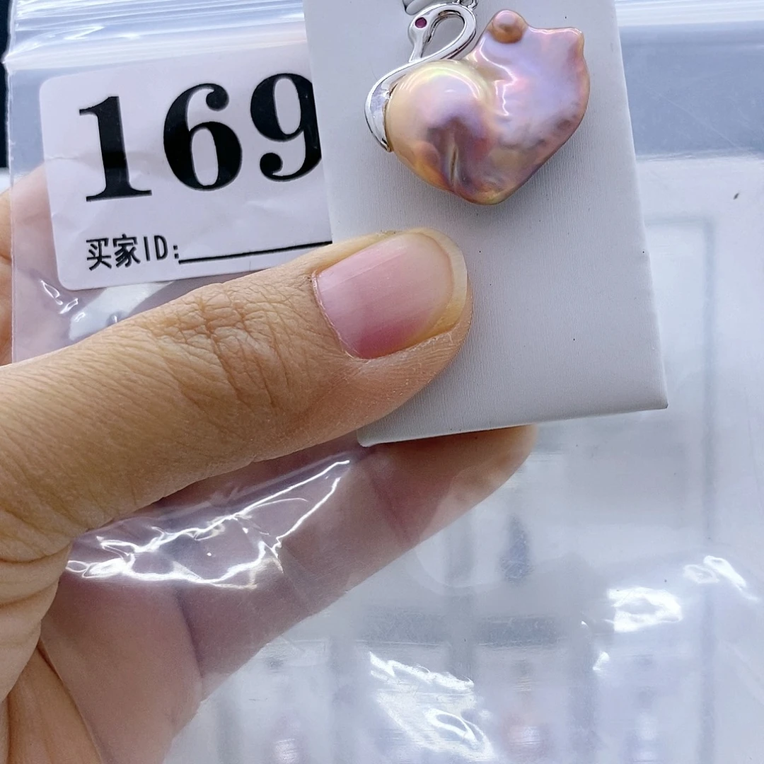 淡水珍珠颈饰钛钢