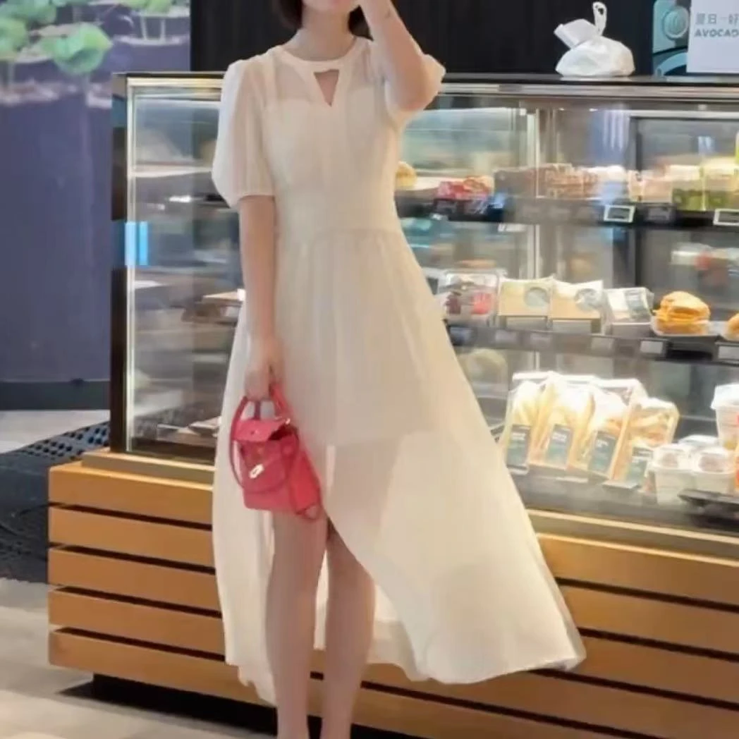 2025春夏新款时尚显瘦气质女士网红洋气连衣裙百搭款D7790
