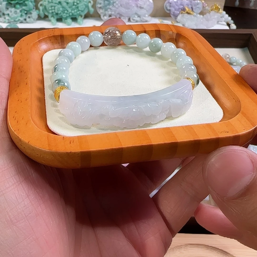 翡翠未镶嵌颈饰手牌冰