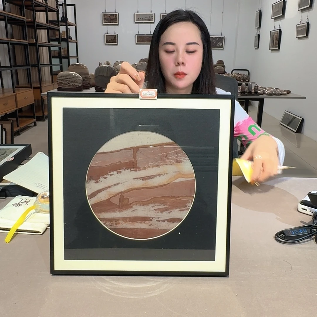 28×28 长江画面石板画