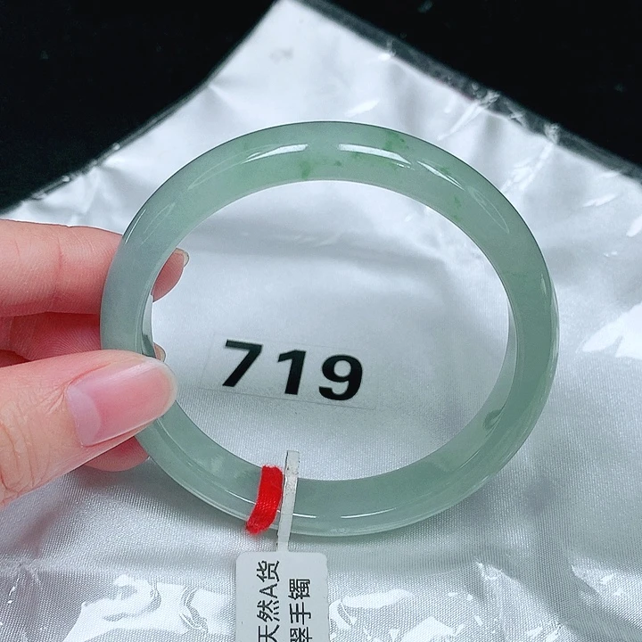 翡翠未镶嵌手镯翡翠手镯未镶嵌