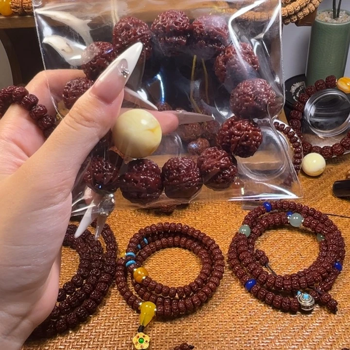 s***)金刚菩提吊坠22235玉素肉