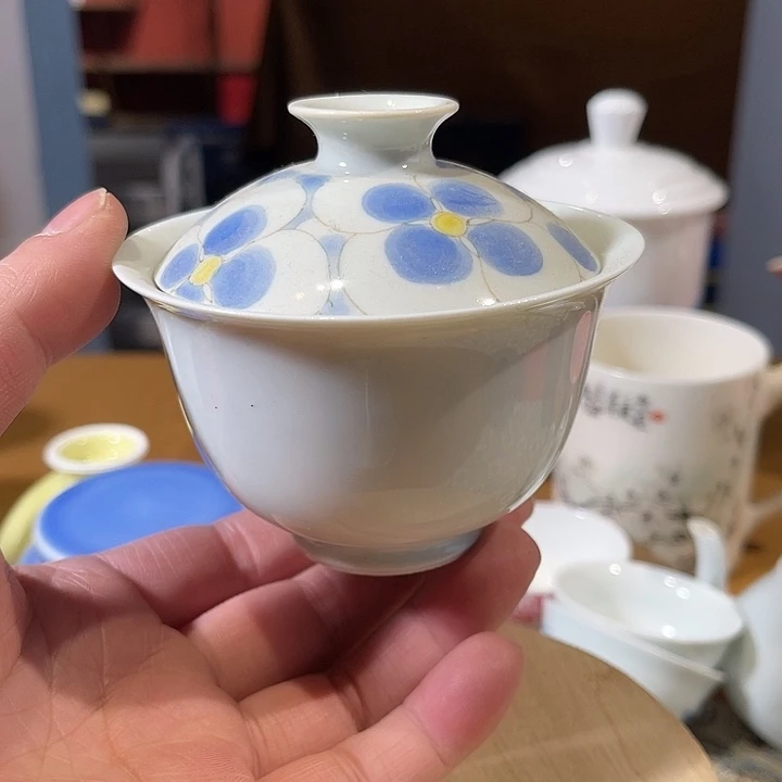 青花釉下彩盖碗111