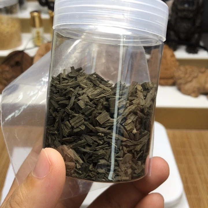 檀香木手串/手链老山檀香阴沉碎料50克
