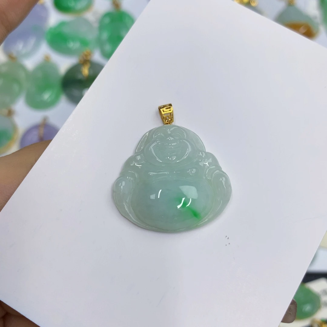 翡翠18K金镶嵌颈饰翡翠