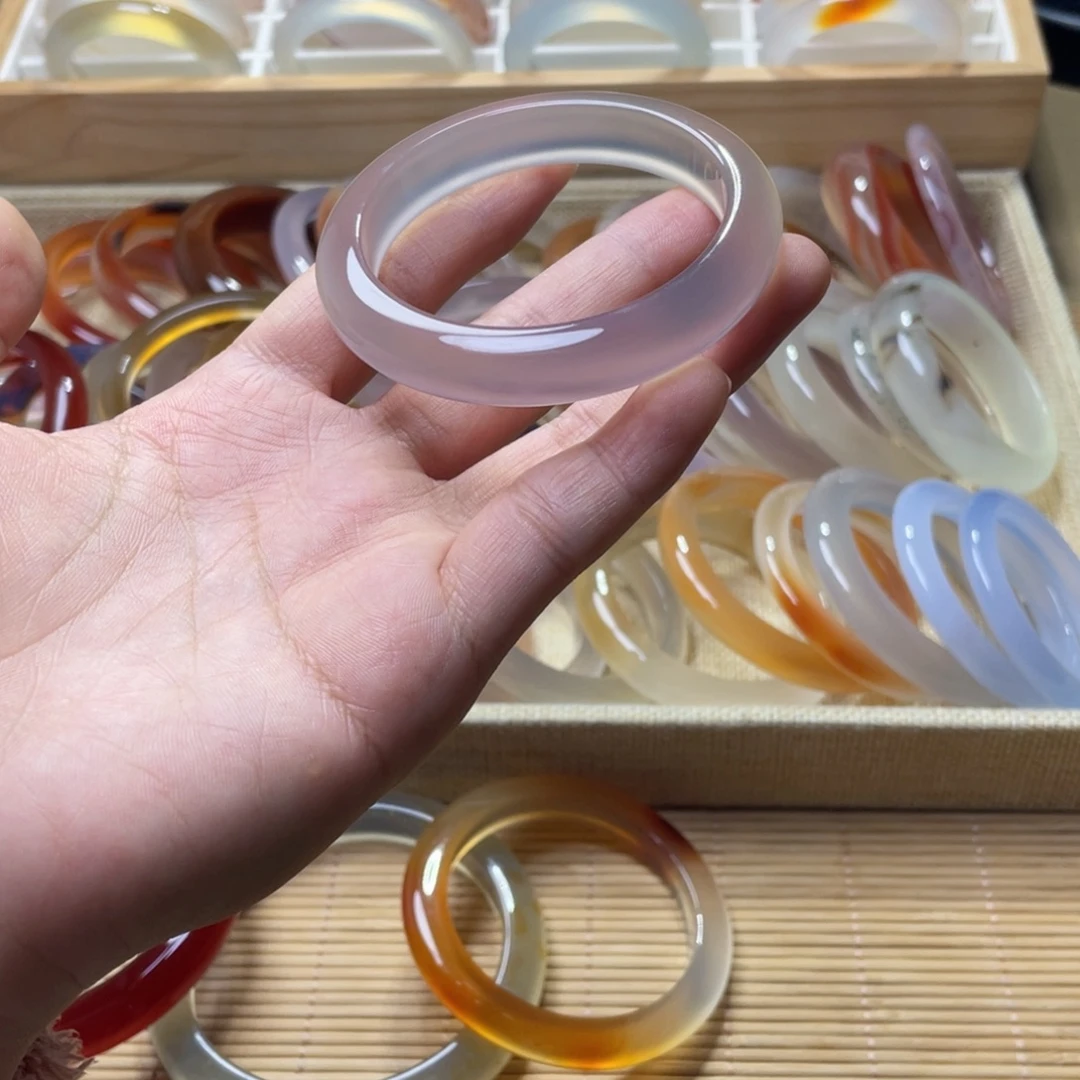 玛瑙/玉髓未镶嵌手镯