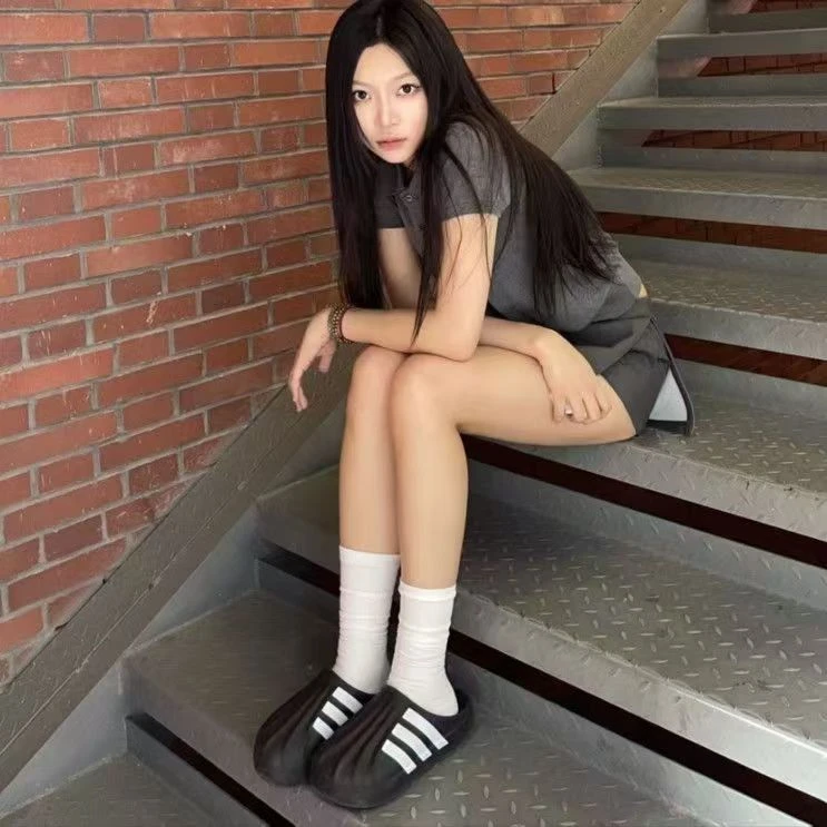 贝壳头包头拖鞋潮