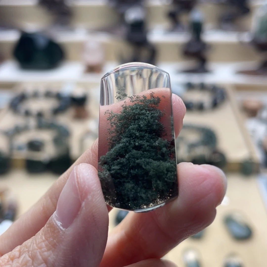 水晶未镶嵌颈饰绿幽灵吊坠