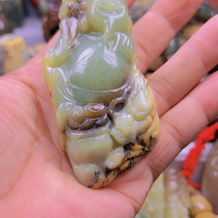 岫岩河磨玉（透闪石质玉）未镶嵌把件清**月