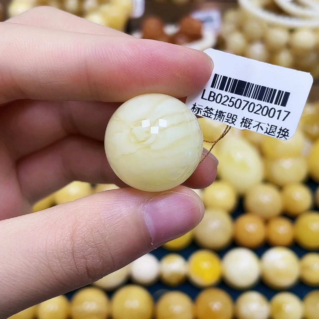 裸石琥珀未镶嵌21.6mm.瑕