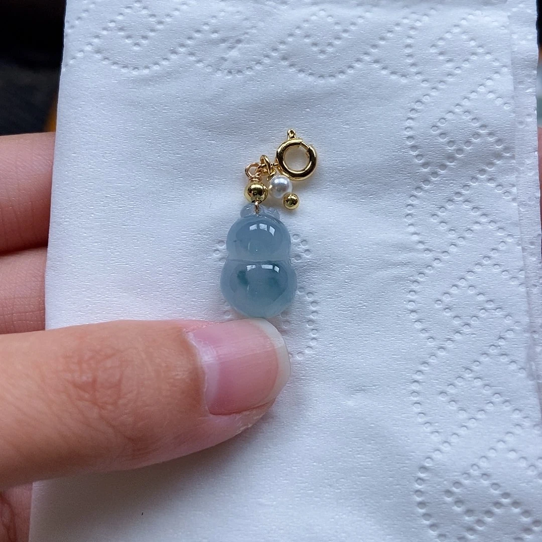 未镶嵌挂件翡翠闪