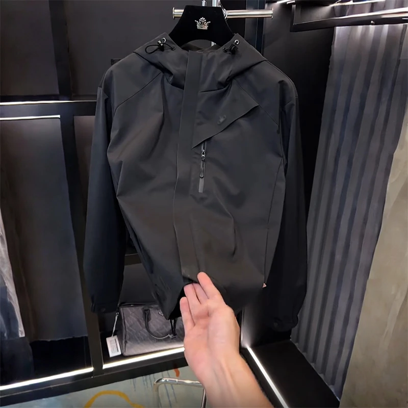 【专柜品质】秋季新品高级感时尚百搭冲锋衣外套男女同款长袖夹克