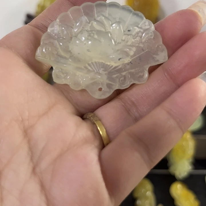 蛇纹石玉未镶嵌吊坠(赠链)