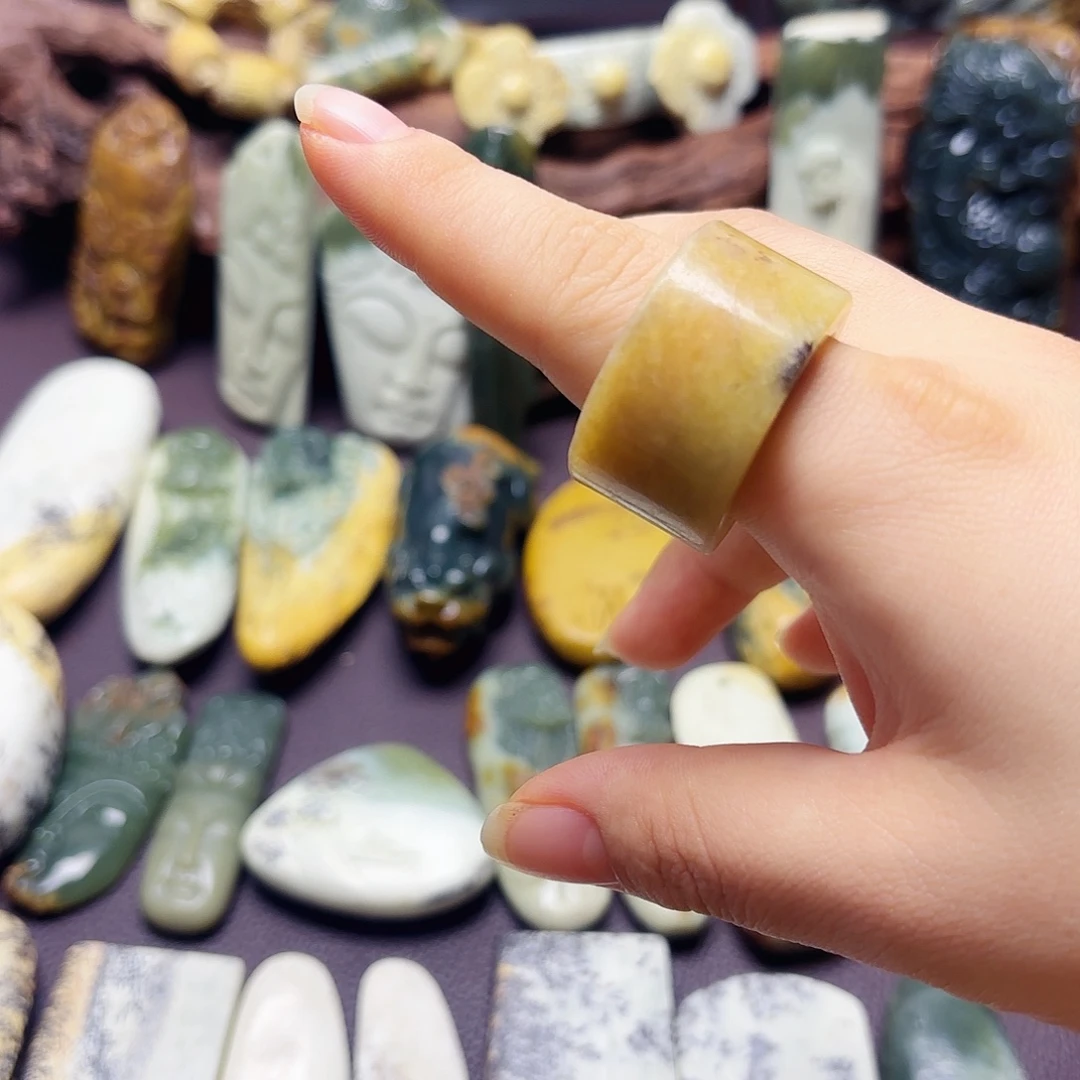 岫岩河磨玉（透闪石质玉）未镶嵌挂件