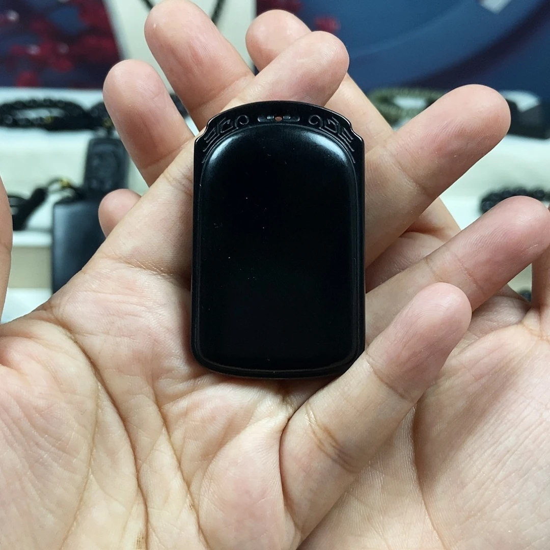 手串未镶嵌和田玉（墨玉）花****祥无事牌