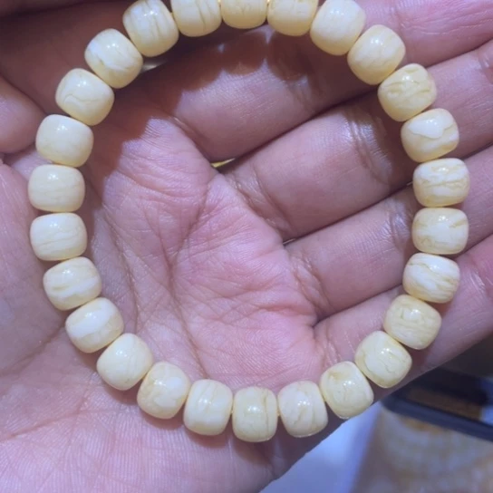 未镶嵌琥珀珠宝奇石-***学