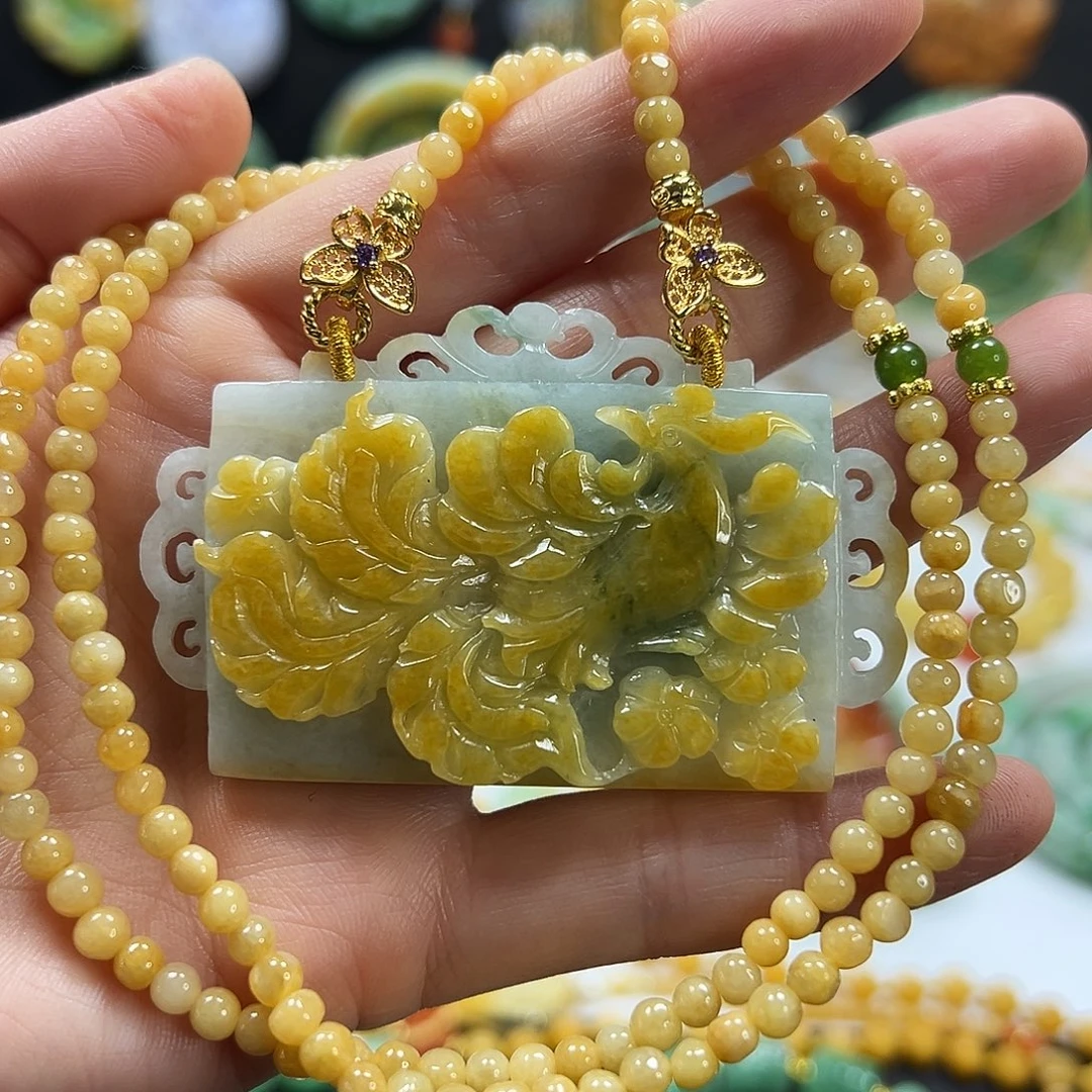 翡翠未镶嵌颈饰吊坠