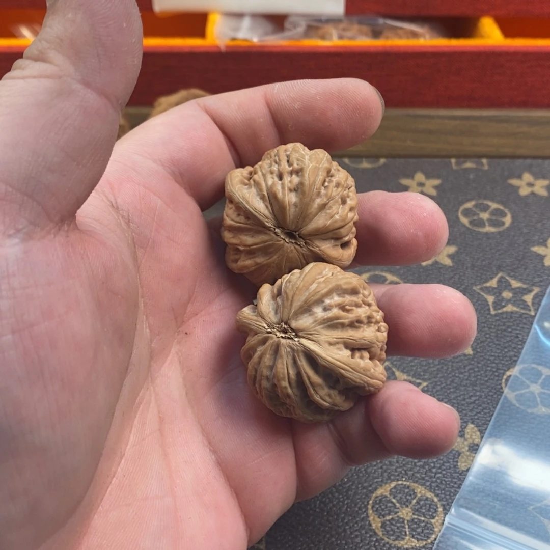 文玩核桃吊坠文玩核桃