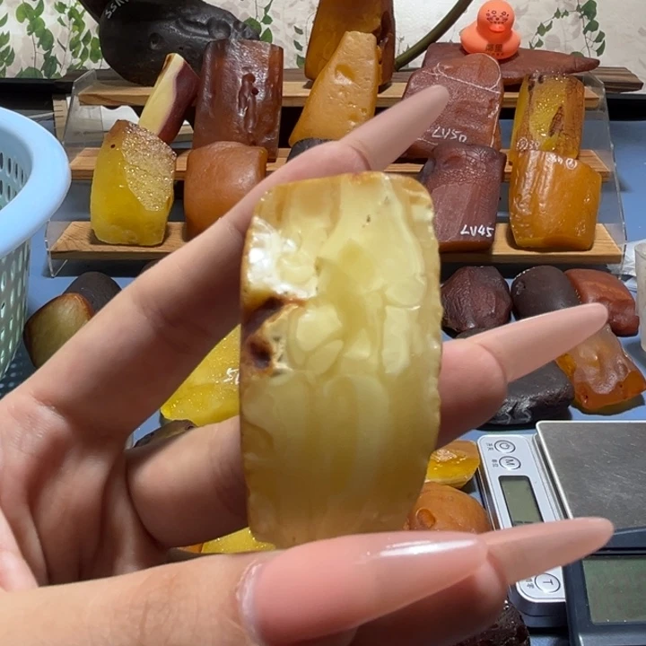 定制琥珀波罗的海琥珀