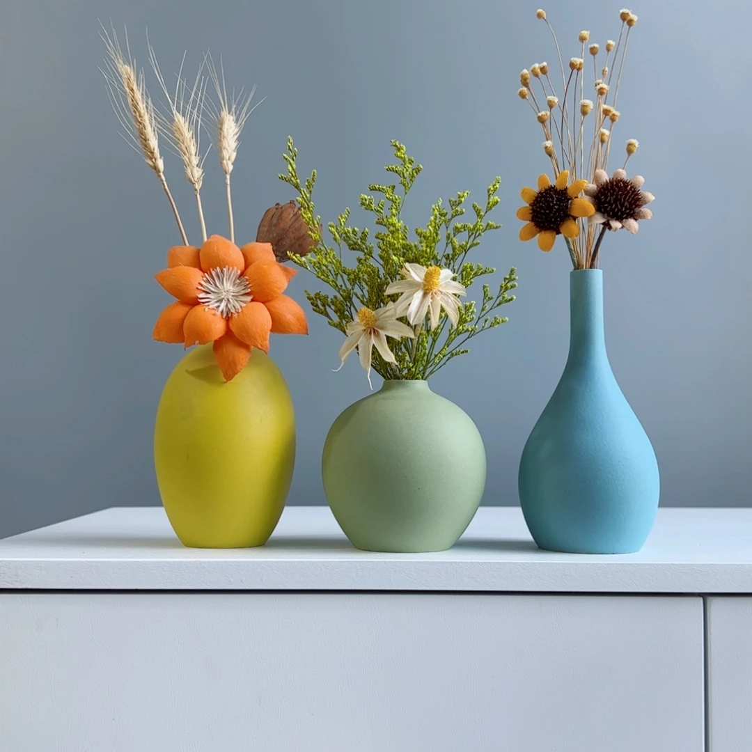 摆件陶瓷小花瓶摆件含花总高约20-30cm