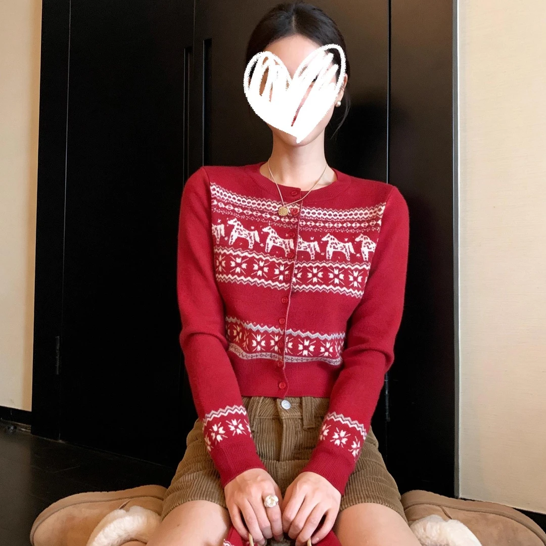 费尔岛圣诞红色小马提花毛衣针织衫女修身设计感长袖圆领上衣秋冬