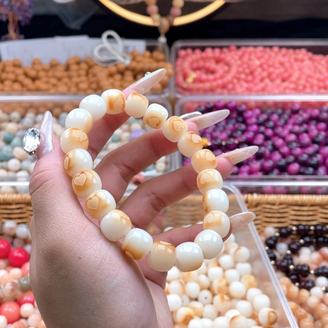 白玉菩提吊坠q12mm30颗。