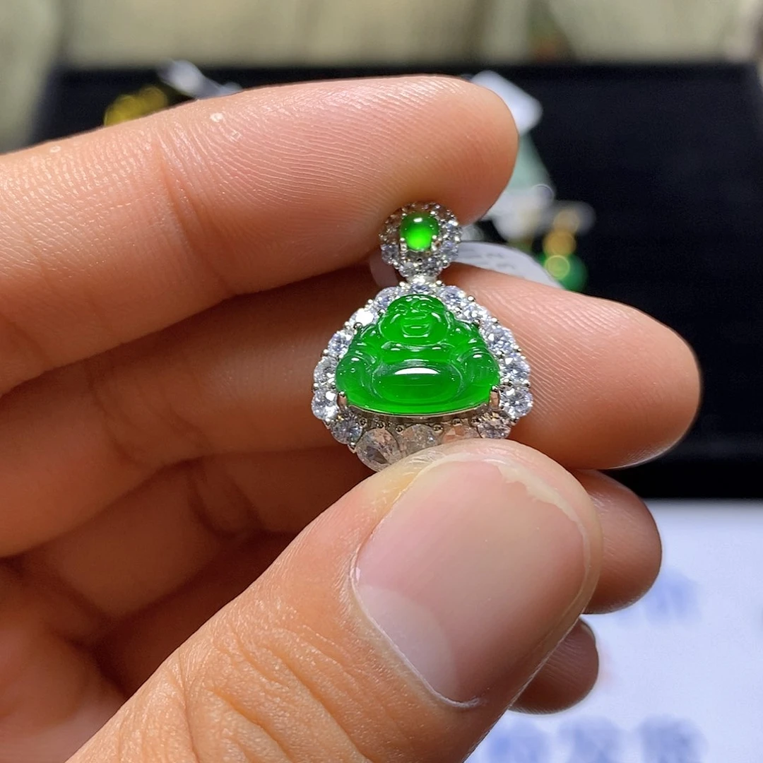 翡翠未镶嵌吊坠(赠链)15号 多样性发其一