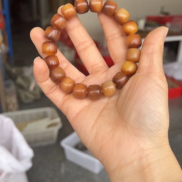 白玉菩提吊坠12×13干磨