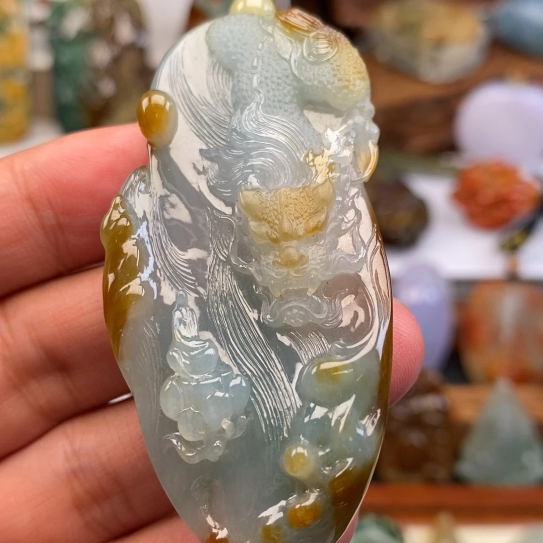 颈饰未镶嵌翡翠缅甸天然翡翠龙牌