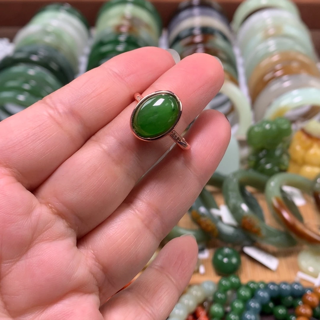 和田玉（碧玉）未镶嵌戒指