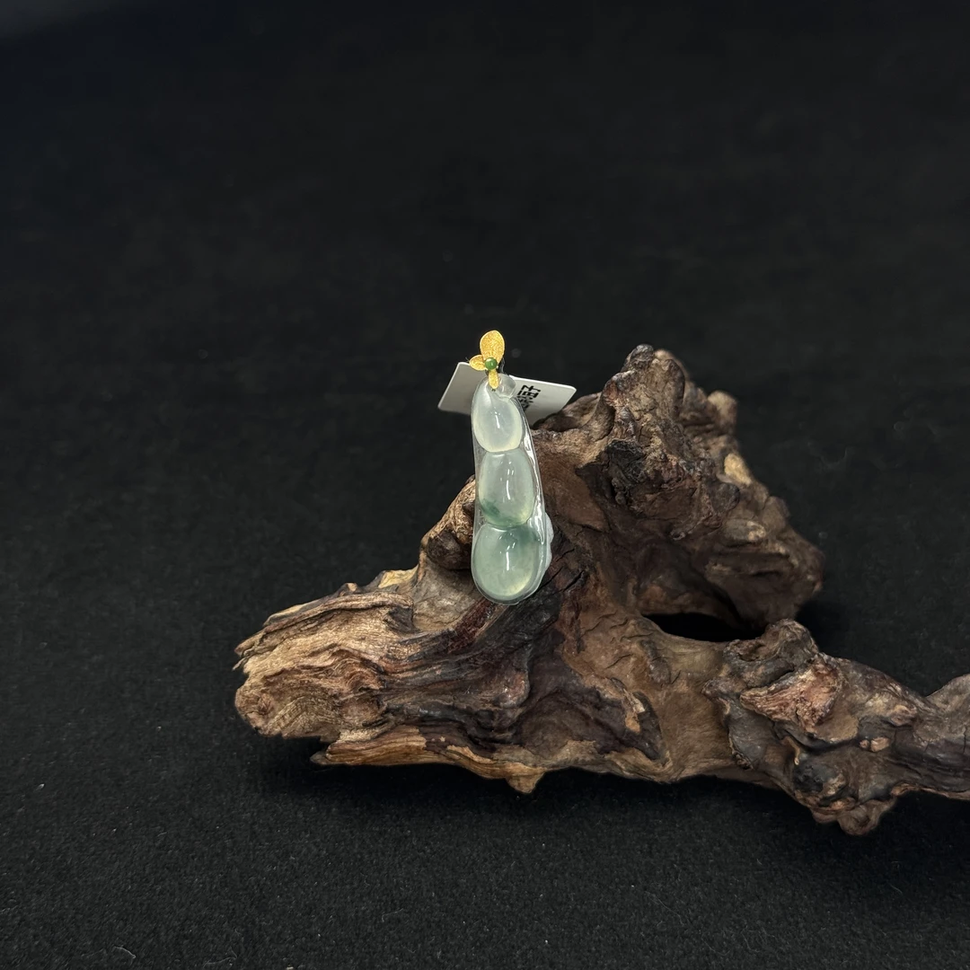 【诚翠拍品第一百一十期午】翡翠100吊坠BYT80067金