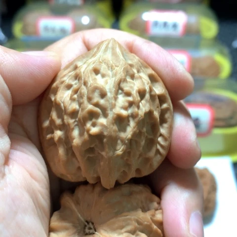 文玩核桃吊坠花****花鸡头