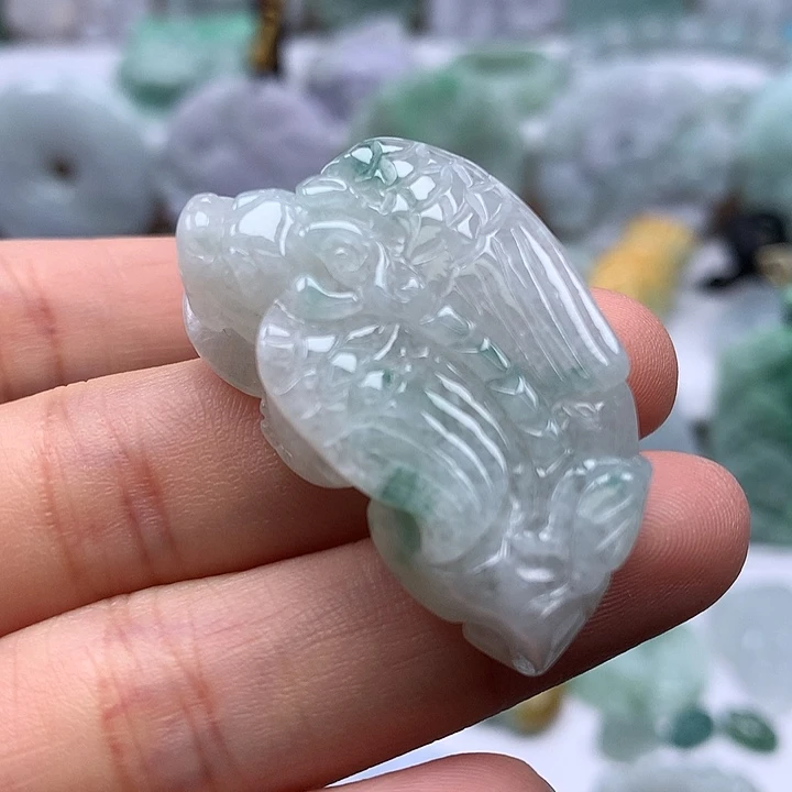 翡翠未镶嵌颈饰貔貅福利