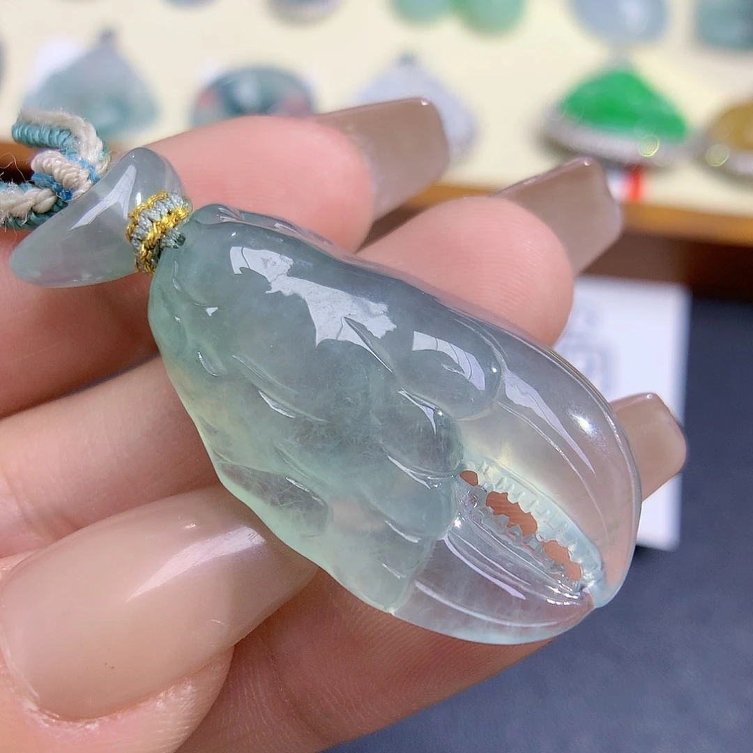 翡翠颈饰未镶嵌蟹钳