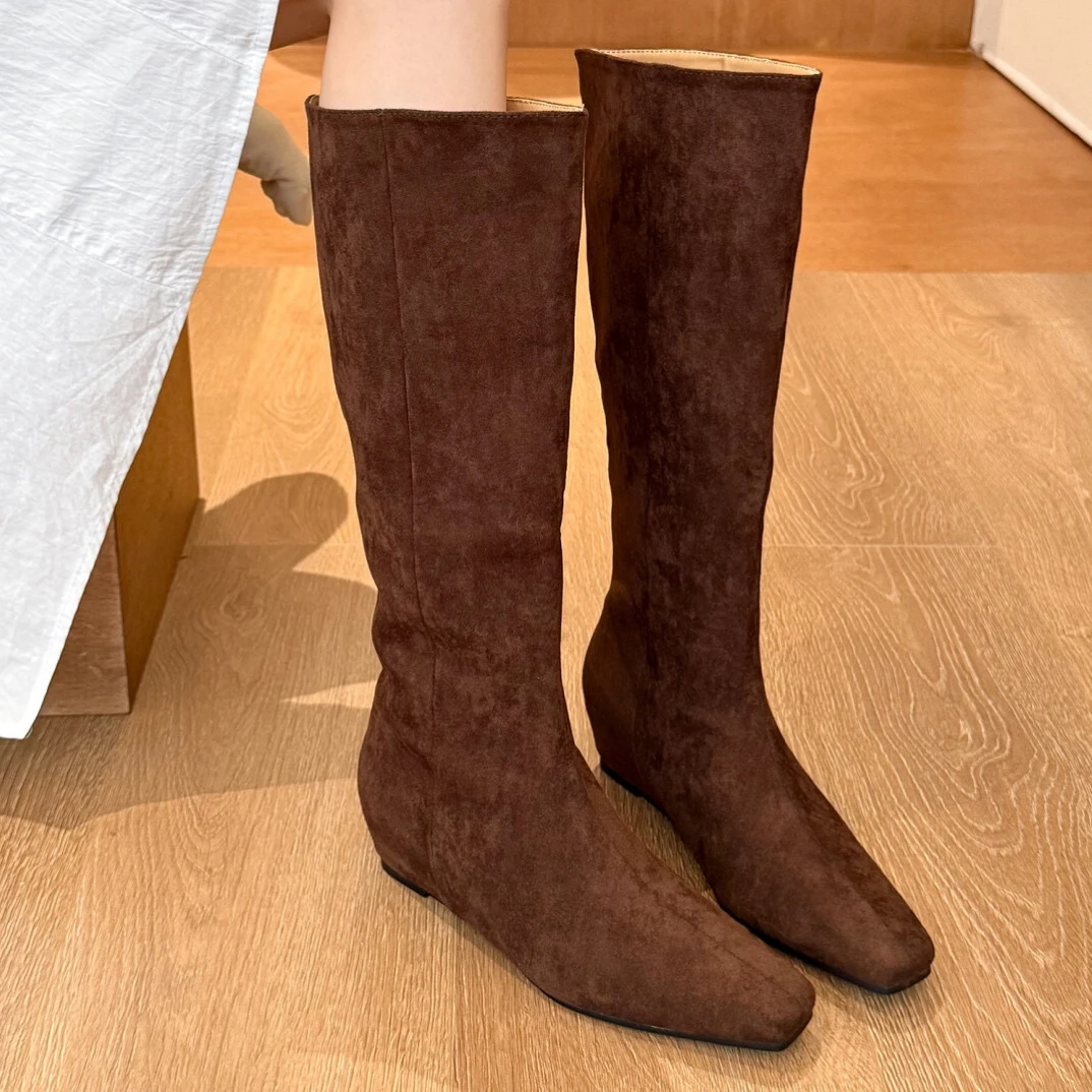 KML-2086-1内增高绒面瘦瘦中长靴2025百搭高跟小方头骑士长筒靴