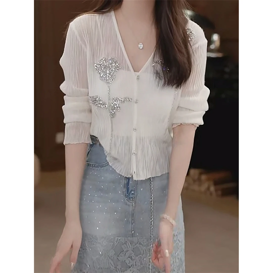 法式设计感V领长袖针织开衫女2025夏季新款洋气轻薄防晒罩衫上衣