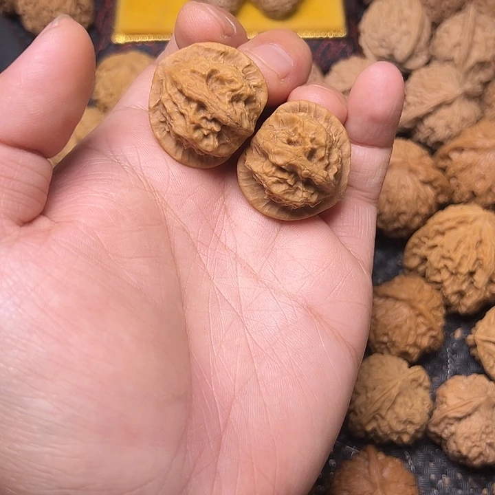 吊坠文玩核桃蝴蝶