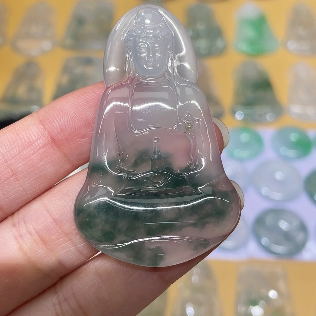翡翠未镶嵌颈饰飘花素衣