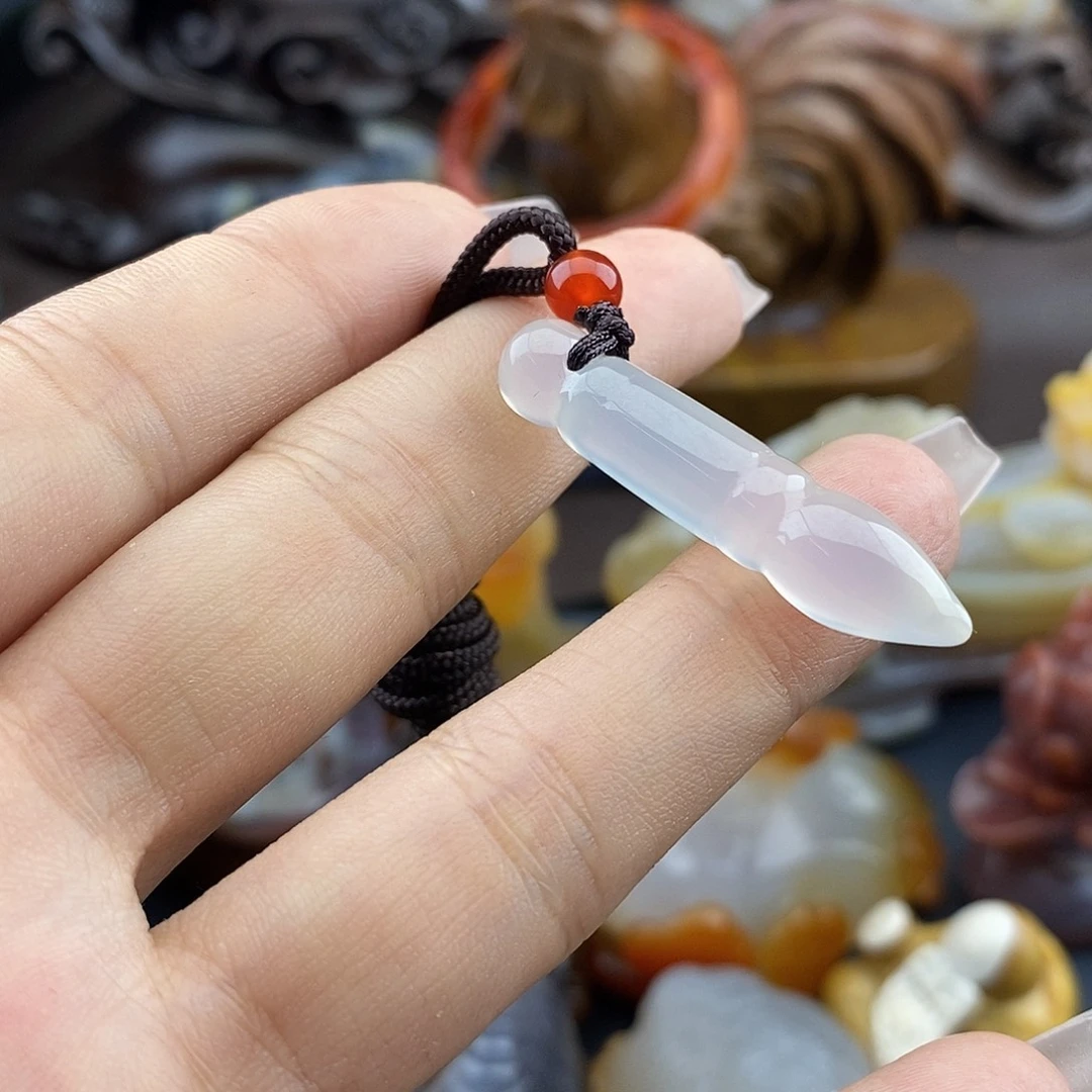 玛瑙/玉髓未镶嵌颈饰玛瑙