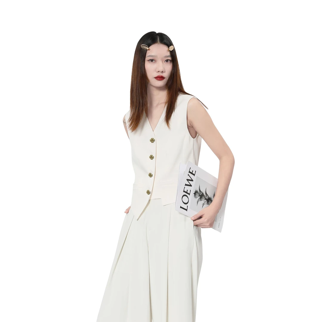 DNCY百搭显瘦马甲纯色时尚休闲风气质马夹短款设计DA42200131