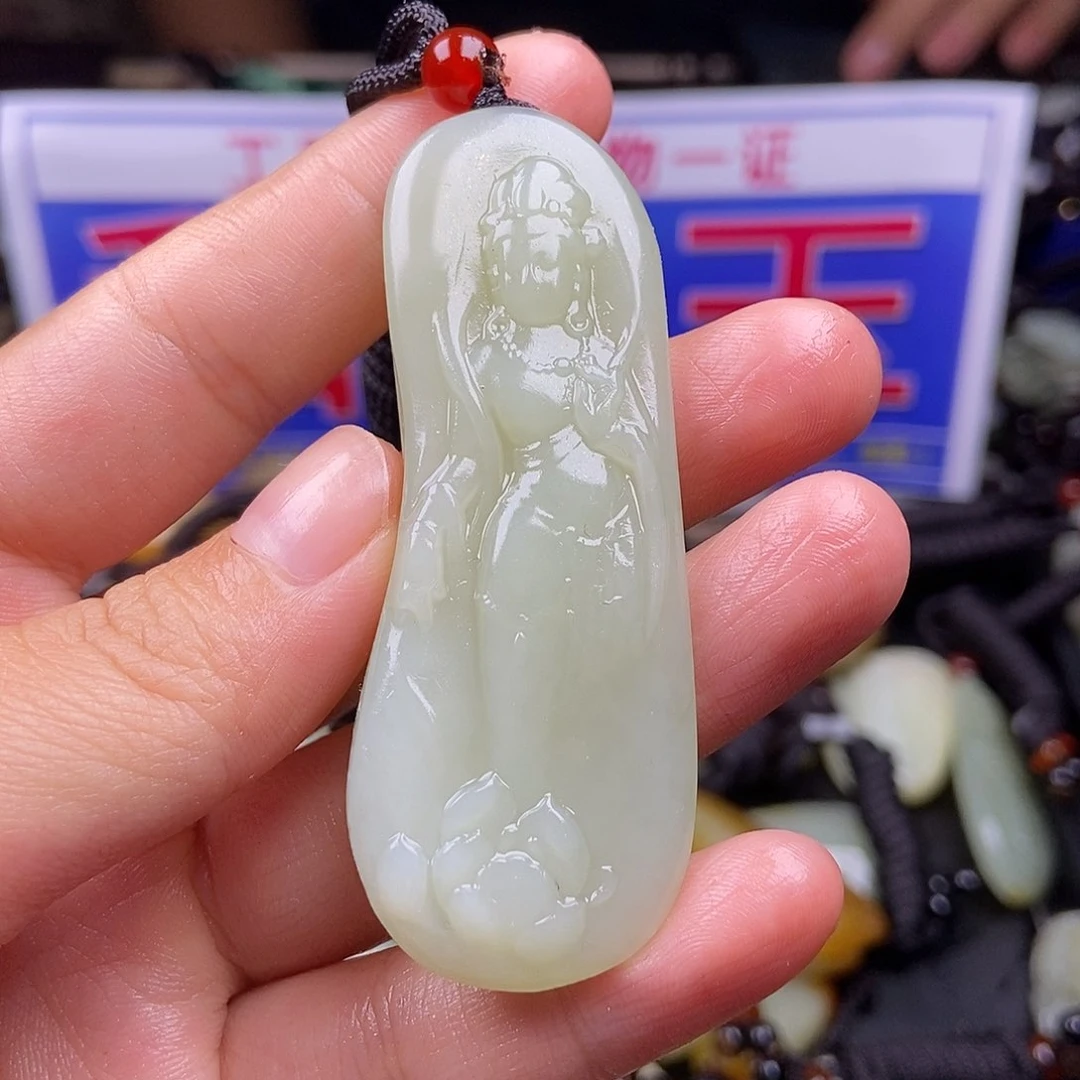 颈饰未镶嵌和田玉