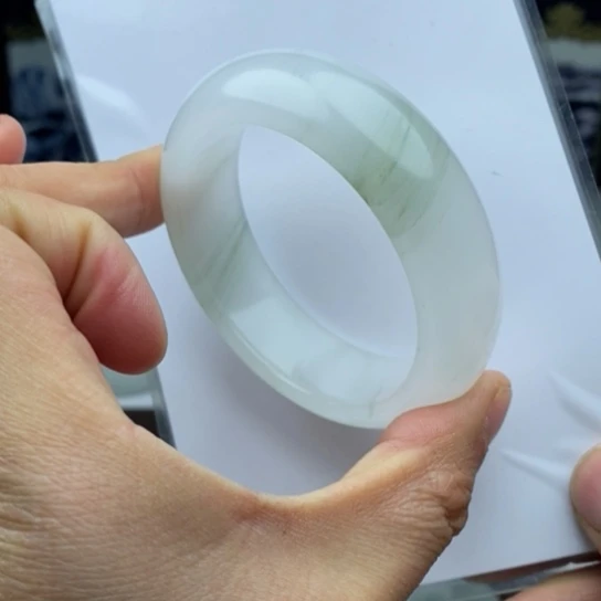 石英质玉（金丝玉）手镯未镶嵌