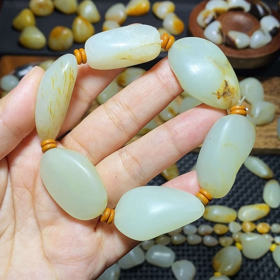 和田玉未镶嵌手链