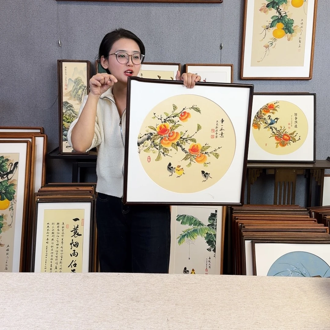 国画纯手绘，纯手写带框尺寸：53×53厘米