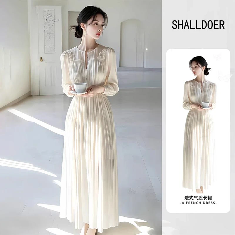 时尚高级感2025年春秋季新款女装裙子减龄气质连衣裙法式白色长裙