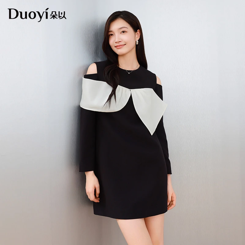 朵以2026春季新款法式名媛风小黑裙露肩蝴蝶结连衣裙40DC849051