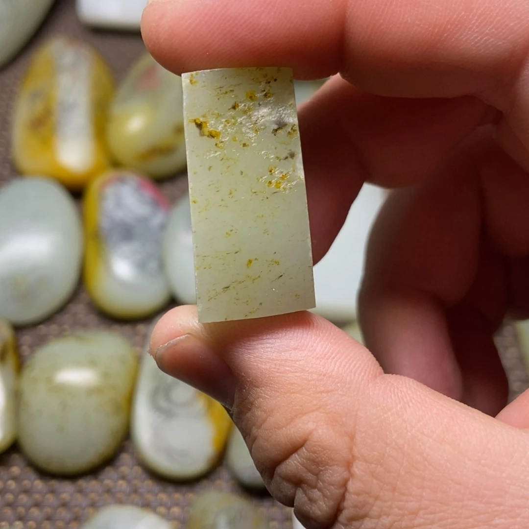 定制和田玉1未镶嵌金*