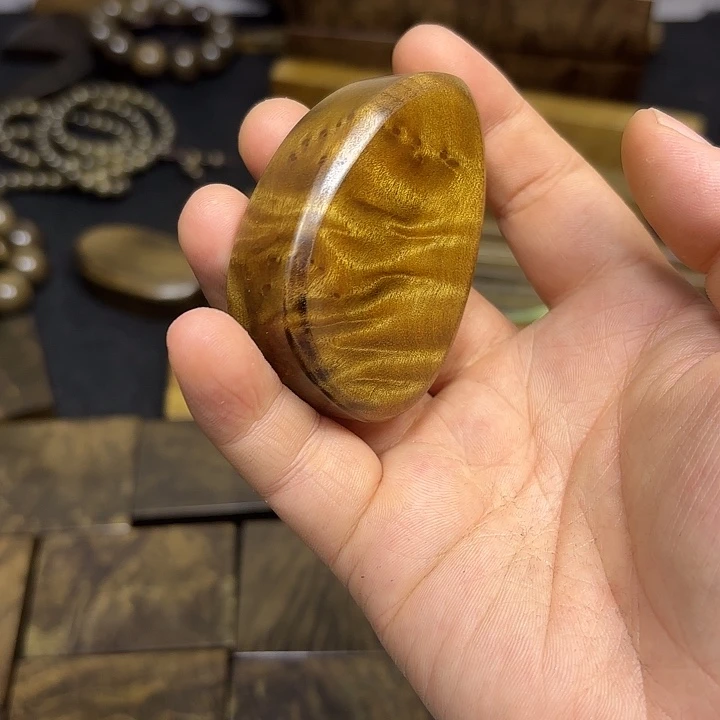 张***骋金丝楠一物一拍链接