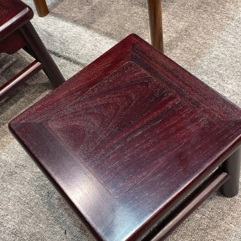 【闪购商品】乔*宝方凳