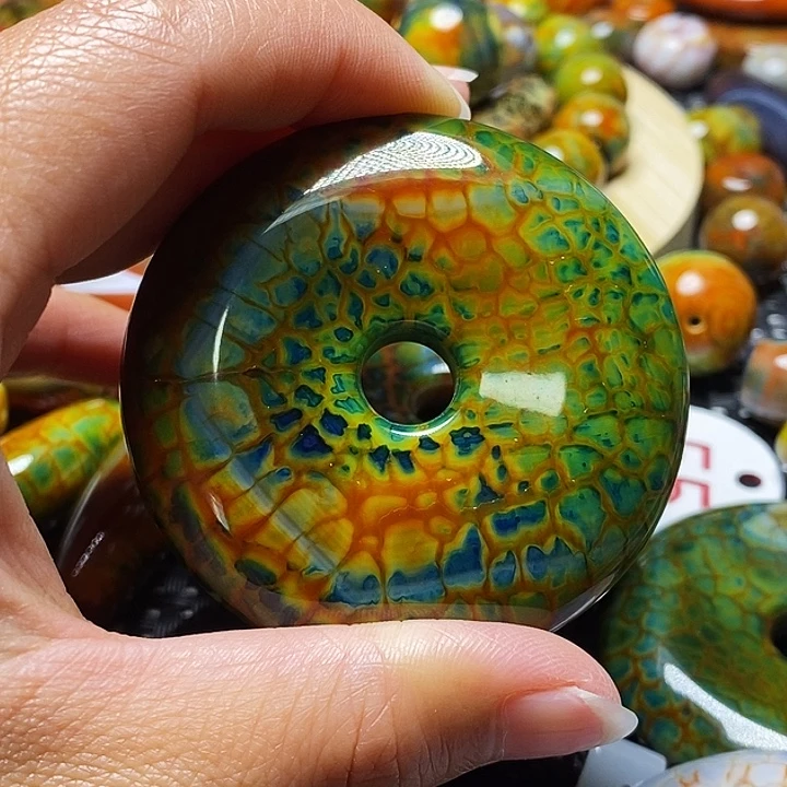 慧***端玛瑙/玉髓未镶嵌颈饰